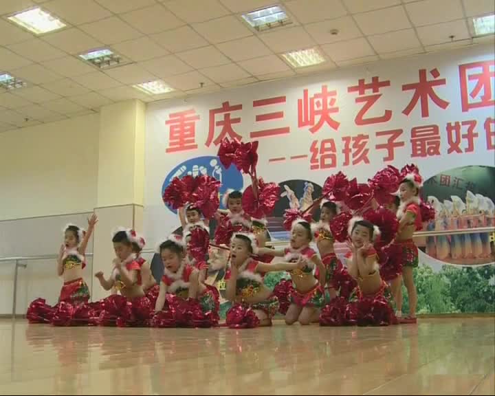 太阳出来喜洋洋