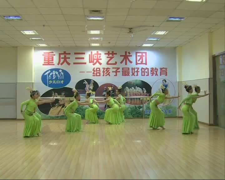民族风采  刘士洁